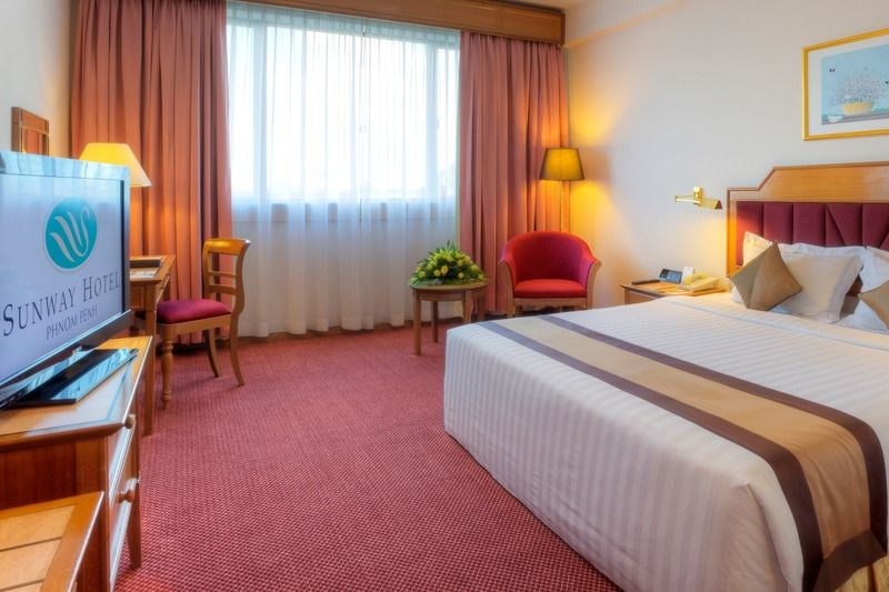 Sunway Hotel Phnom Penh Exteriör bild